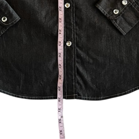 COWGIRL HARDWARE - SIZE MEDIUM - 100% DARK /BLACK WASH - RHINESTONE ACCENTS B21 - Picture 7 of 8